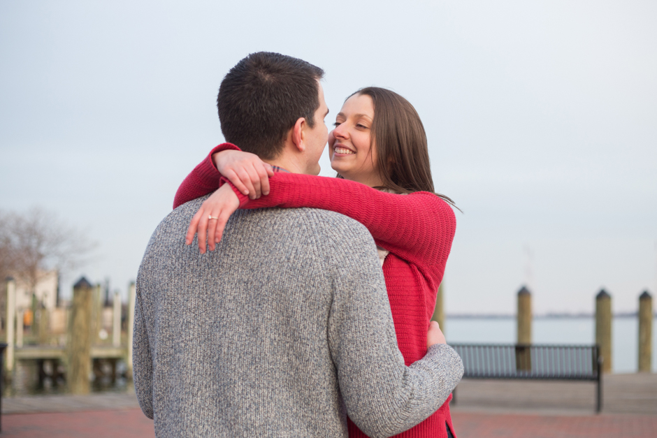 Winter engagement session in Downtown Annapolis by Maryland wedding photographer Christa Rae Photography