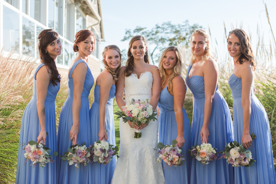 A classic fall October wedding at the Chesapeake Bay Beach Club in Stevensville, Maryland by Annapolis wedding photographer Christa Rae Photography