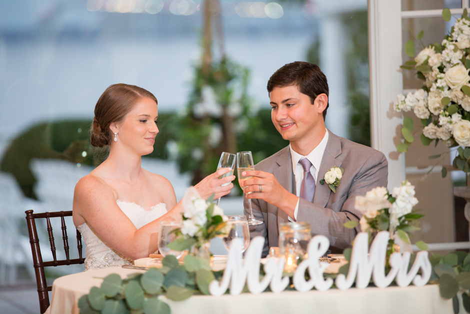 A beautiful rainy wedding at the Chesapeake Bay Beach Club in Stevensville, Maryland by Annapolis Wedding Photographer Christa Rae Photography