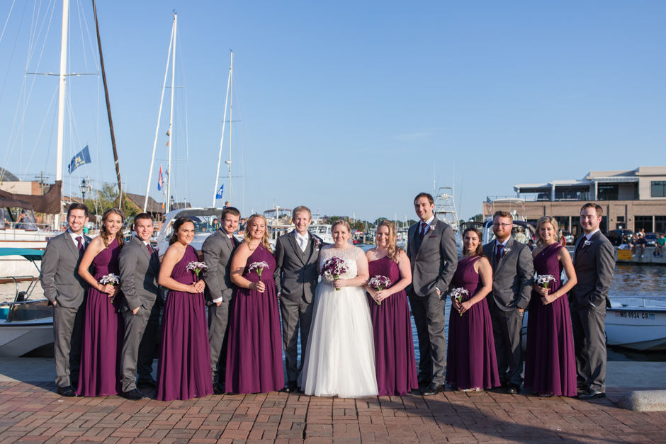 Fall Annapolis wedding at the Governor Calvert House photographed by Maryland wedding photographer Christa Rae Photography
