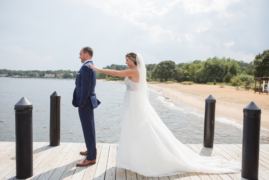 August summer wedding at Chesapeake Bay Foundation in Annapolis photographed by Maryland wedding photographer, Christa Rae Photography